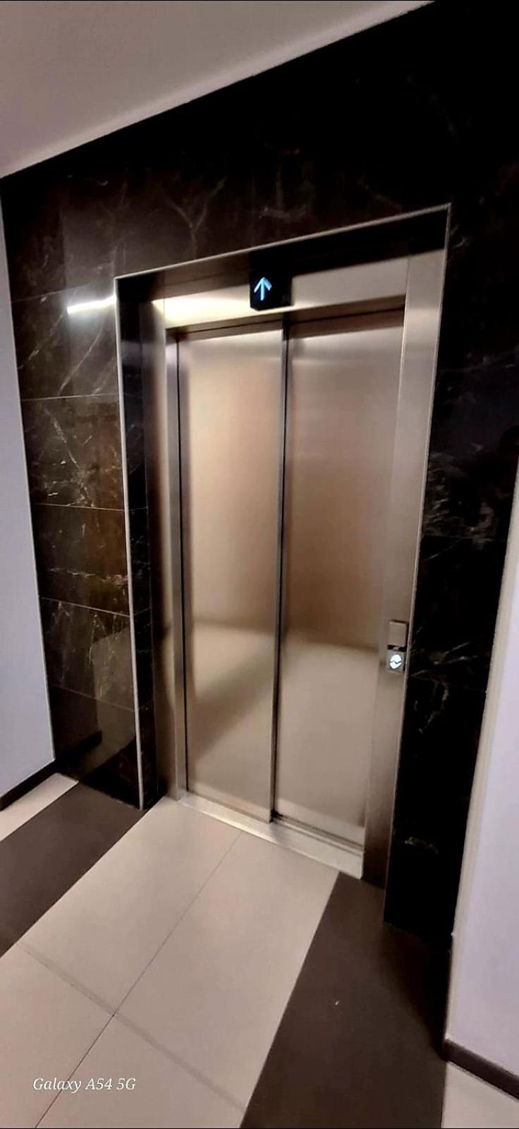 Homecomfort Apartament Delux 华沙 外观 照片