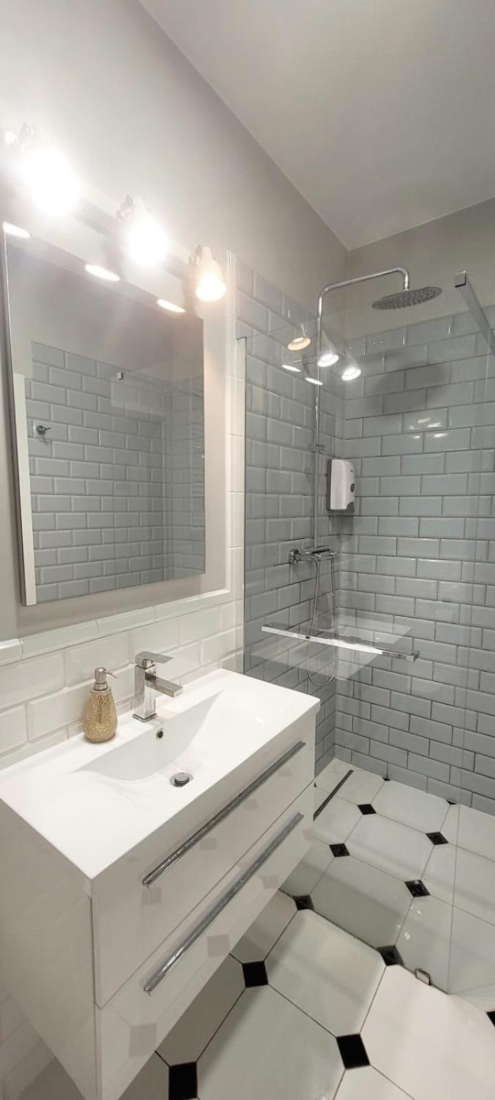 Homecomfort Apartament Delux 华沙 外观 照片